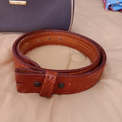 LADIES BELTS (36), FAUX FUR HAT, DANA BUCHMAN SUNGLASSES, ESTEE LAUDER BAG AND MORE
