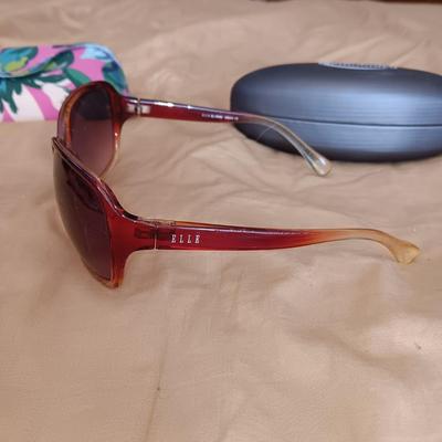 MURANO AND ANOTHER SUNGLASSES, 2 WATCHES AND NECKLACE/EARRING SET