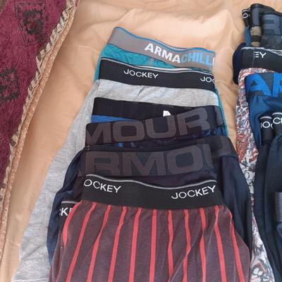 MEN'S UNDERWEAR (38), SOCKS AND GOLF BALL MONOGRAMMER