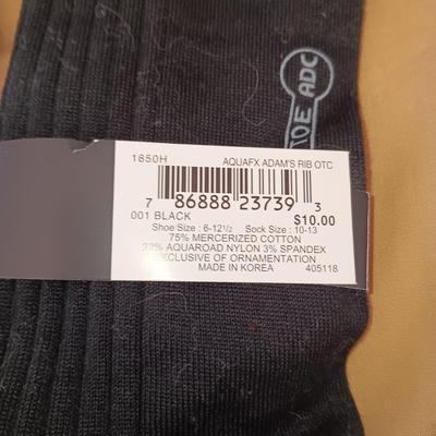 MEN'S UNDERWEAR (38), SOCKS AND GOLF BALL MONOGRAMMER