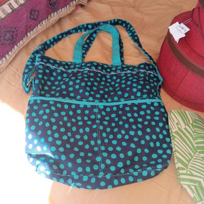 CHICO'S TOTE BAGS, HAT BOXES AND CLOTH BAG