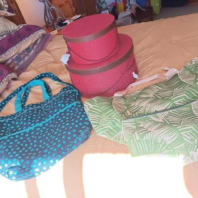 CHICO'S TOTE BAGS, HAT BOXES AND CLOTH BAG