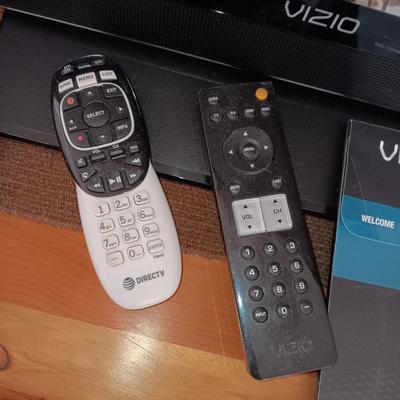VIZIO 32 INCH TV WITH REMOTE AND DIRECTV CABLE BOX WITH REMOTE