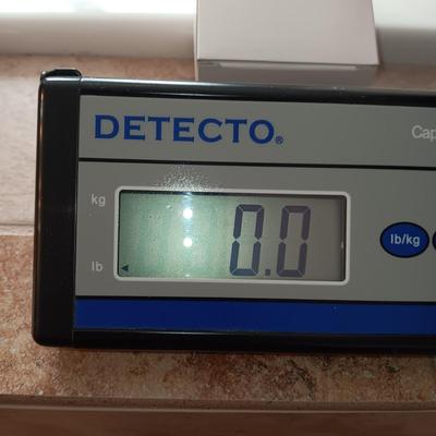 DETECTO DIGITAL RECHARGEABLE WEIGHT SCALE