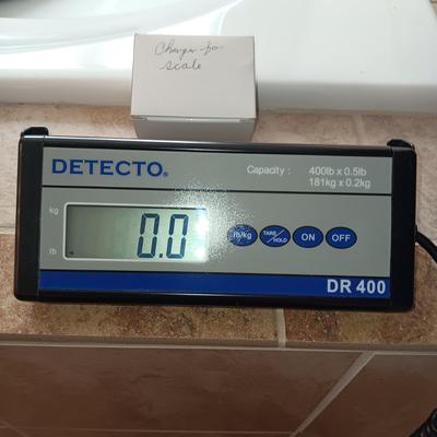 DETECTO DIGITAL RECHARGEABLE WEIGHT SCALE