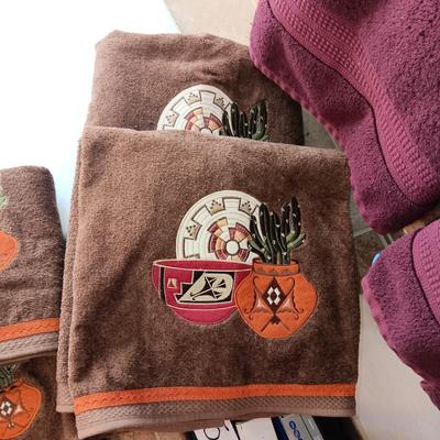 BATH TOWELS