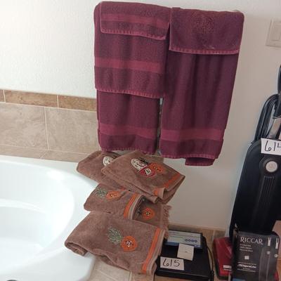 BATH TOWELS