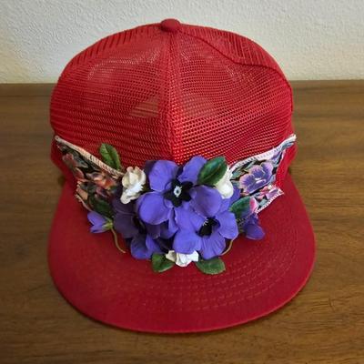 Vintage Red hat society Hats - Jhats -