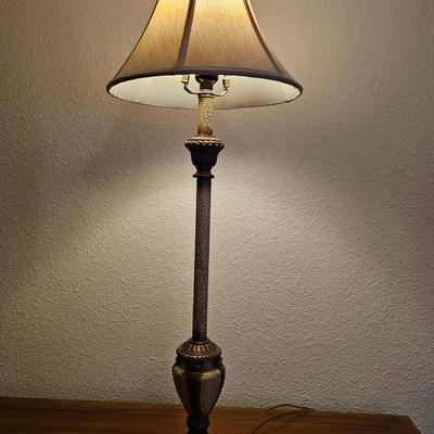 Beautiful lamp with like-themed household decor