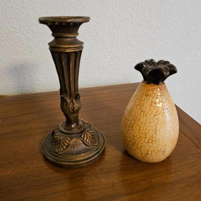 Beautiful lamp with like-themed household decor