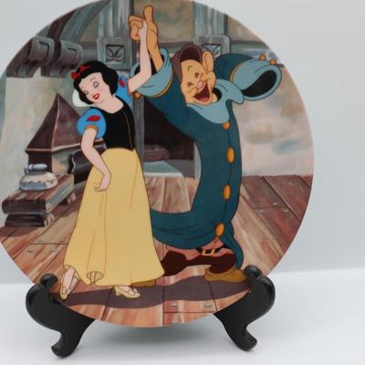 Walt Disney "Snow White" KNOWLES - Set of 12 Collector Plates with Certificates
