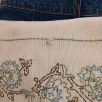 LADIES JEANS (12) SHORT SLEEVE SHIRT (S)