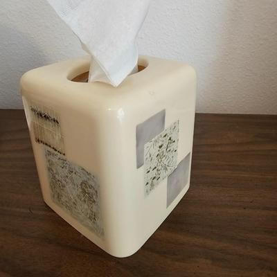 Porcelain based make-up mirror Handprinted roses - with tissue box and soap dish