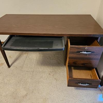 Nice office desk with chair