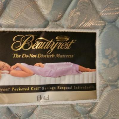 Full size bed - headboard - metal frame with mattress boxsprings and bedding