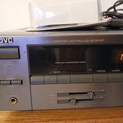 Vintage JVC FM/AM Computer controlled Receiver with Bose Speakers and subwoofer