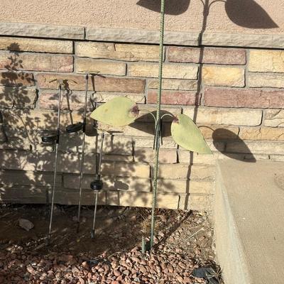 STEEL FLOWER OUTDOOR DECOR