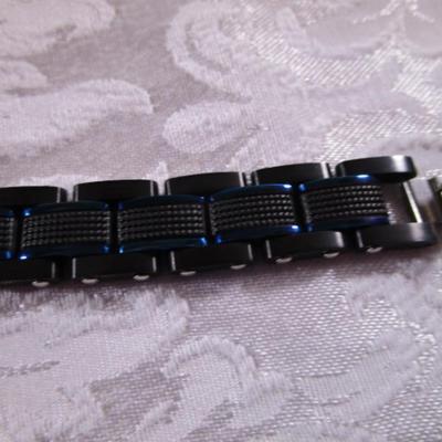 Men's ID bracelet