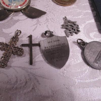 Key chains & charms