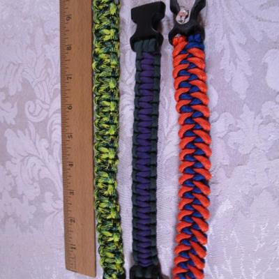 3 paracord survival bracelets
