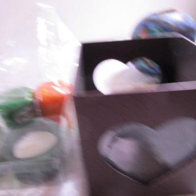 Various candles, 1 large candle holder