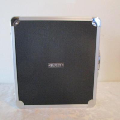CD/DVD suitcase, with 15 pages of 8 sleeves