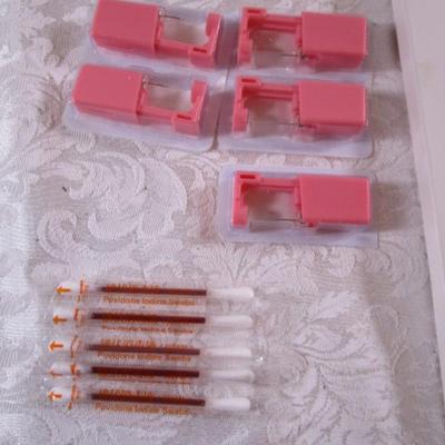Ear piercing kit