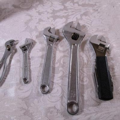 5 crescent wrenches