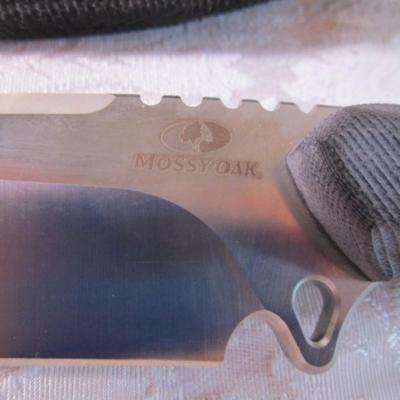 Mossy Oak knife with sheath