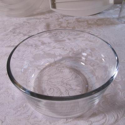 Kitchen dishes