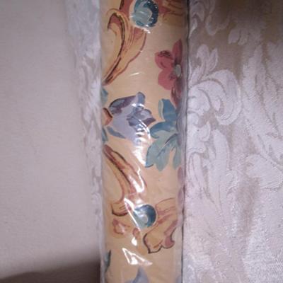Floral wallpaper