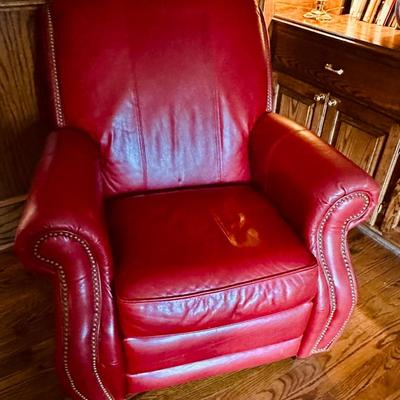 RED LEATHER RECLINER LaZBoy