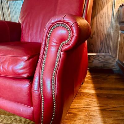 RED LEATHER RECLINER LaZBoy