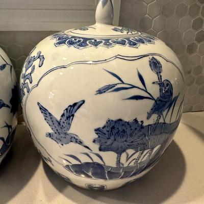 BLUE WHITE GINGER JAR PAIR