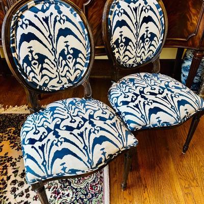PAIR VINTAGE SHIELD BACK DINING CHAIRS