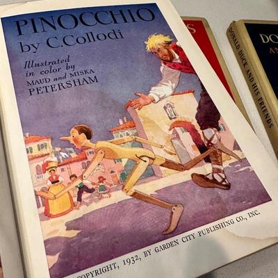 VINTAGE CHILDRENS BOOK LOT