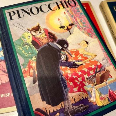 VINTAGE CHILDRENS BOOK LOT