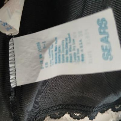 Women's skirt slips size M & L - with two bras