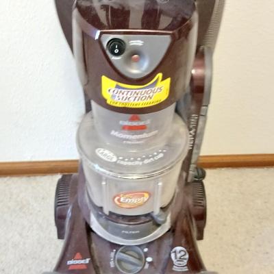 Bissel momentum cyclone bagless vacuum cleaner