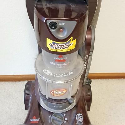 Bissel momentum cyclone bagless vacuum cleaner