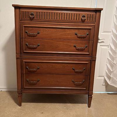 CHEST OF DRAWERS
