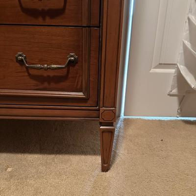 CHEST OF DRAWERS