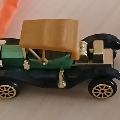 Kid toys - Bambi DVD - toy cars - Large lego's and more