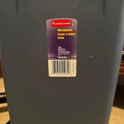 ORECK VACUUM WITH SHOULDER STRAP, EXTRA BAGS, WASTE BASKET