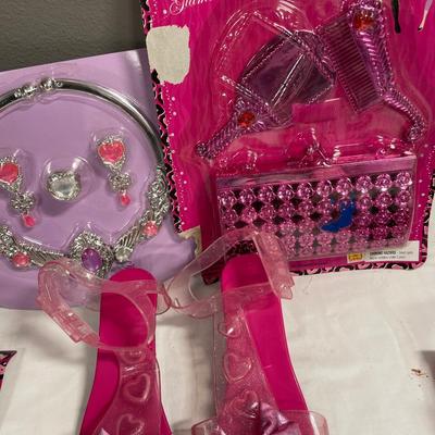 Fashion Diva dress up sets