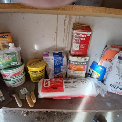 Fix the house this winter! Household repair grout, quikrete with trowels and more