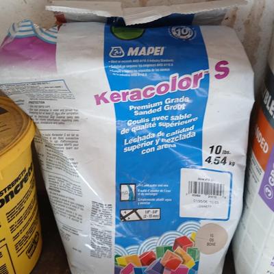 Fix the house this winter! Household repair grout, quikrete with trowels and more