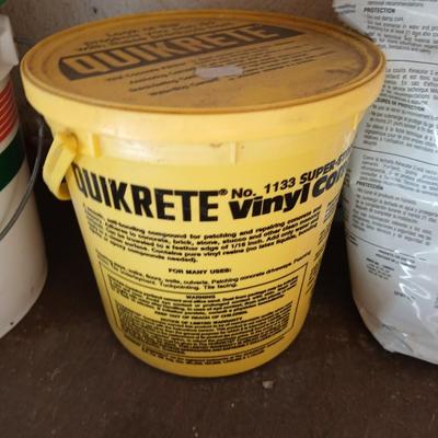 Fix the house this winter! Household repair grout, quikrete with trowels and more