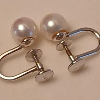 14k marked earrings with pearl like pendant and pearl like pendant on chain