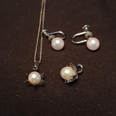 14k marked earrings with pearl like pendant and pearl like pendant on chain